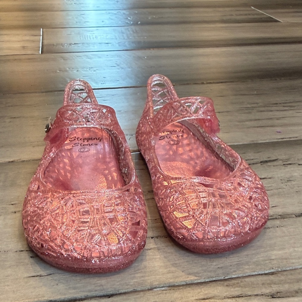 NWOT Pink Glitter Kids Shoes - Picture 2 of 10